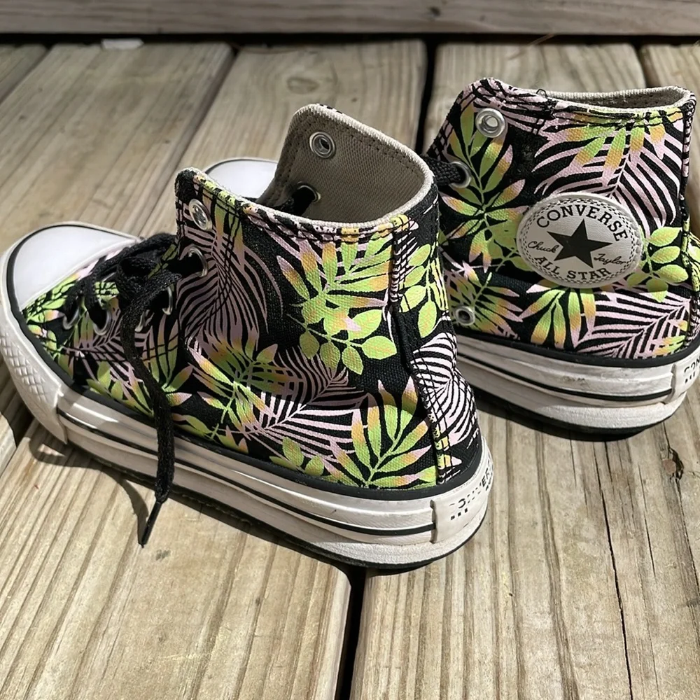 Converse CTAS Platform High Top Tropical Print Sneakers Youth Size 1